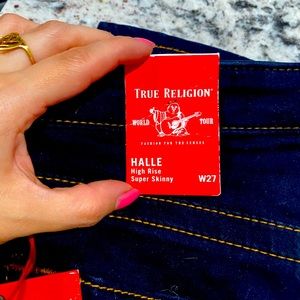 True Religion Women’s HALLE High Rise Skinny